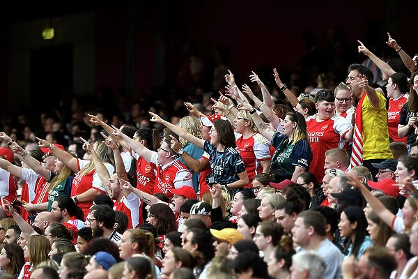 Arsenal vs. Liverpool: Passionate Fans at the Emirates Stadium - Barclays Women's Super League 2023-24