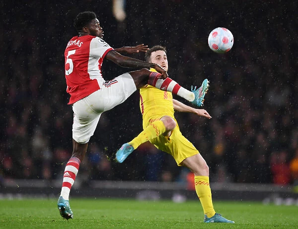 Arsenal vs. Liverpool: Thomas Partey vs. Diogo Jota Battle at Emirates Stadium, Premier League 2021-22