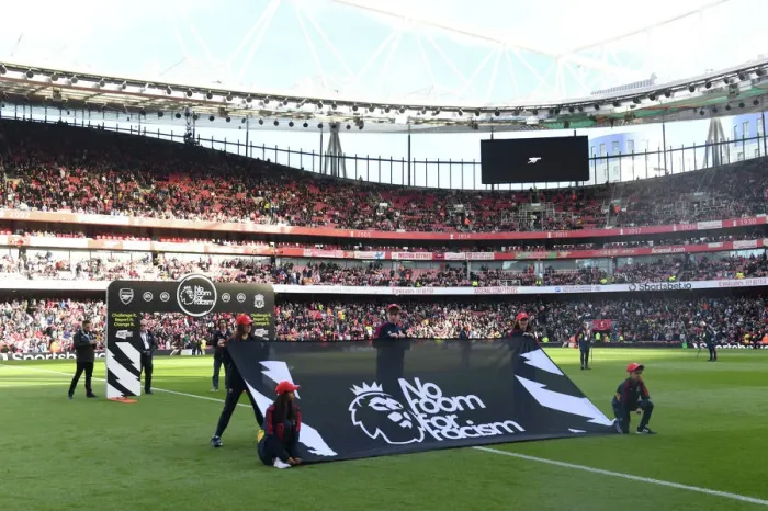 Framed Print : Arsenal vs Liverpool: Unity Against Racism - Premier League 2022-23