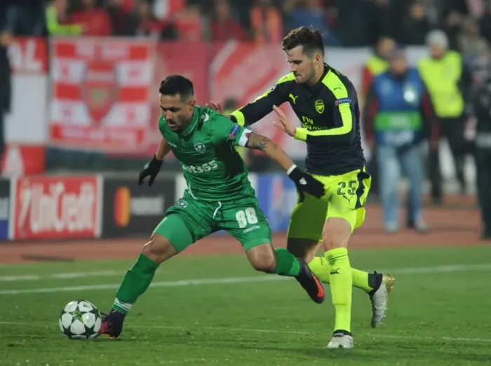 Framed Print : Arsenal vs Ludogorets: Jenkinson Clashes with Wanderson in Champions League Showdown, Sofia 2016 Framed Print : Arsenal vs Ludogorets: Jenkinson Clashes with Wanderson in Champions League Showdown, Sofia 2016