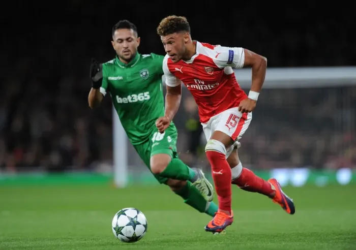 Framed Print : Arsenal vs Ludogorets: Oxlade-Chamberlain Clashes with Wanderson in Champions League Showdown Framed Print : Arsenal vs Ludogorets: Oxlade-Chamberlain Clashes with Wanderson in Champions League Showdown
