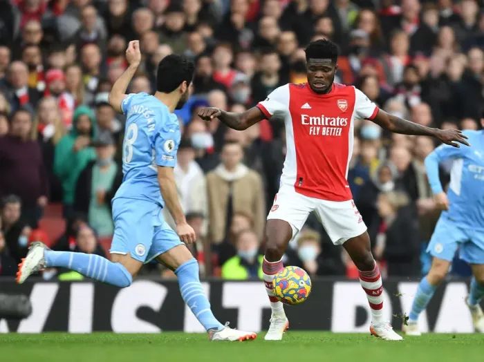 Framed Print : Arsenal vs Manchester City: Thomas Partey vs Ilkay Gundogan Battle at Emirates Stadium (Premier League 2021-22) Framed Print : Arsenal vs Manchester City: Thomas Partey vs Ilkay Gundogan Battle at Emirates Stadium (Premier League 2021-22)