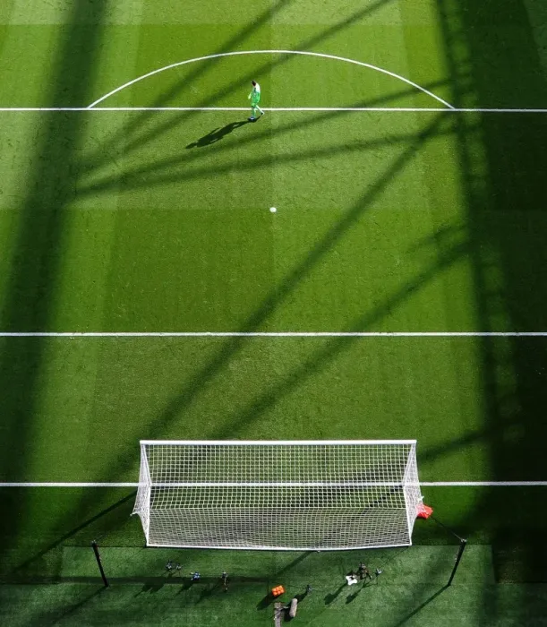 Framed Print : Arsenal vs Manchester City: David Ospina in Action (2016-17) Framed Print : Arsenal vs Manchester City: David Ospina in Action (2016-17)
