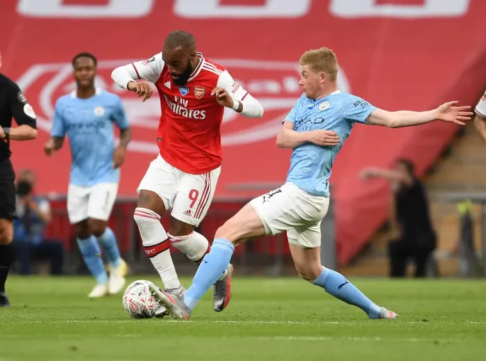 Framed Print : Arsenal vs Manchester City: FA Cup Semi-Final Battle - Lacazette vs De Bruyne