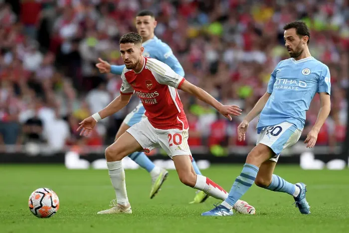 Framed Print : Arsenal vs Manchester City: Jorginho vs Bernardo Silva Clash in the 2023-24 Premier League