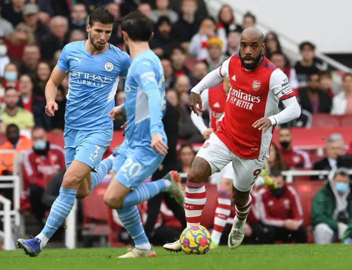 Framed Print : Arsenal vs Manchester City: Lacazette vs Dias Battle in the Premier League (2021-22)