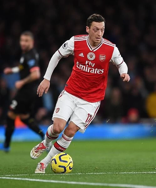 Arsenal vs Manchester City: Ozil in Action at the Emirates Stadium, Premier League 2019-20