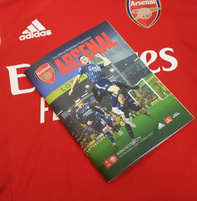 Framed Print : Arsenal vs Manchester City: Pre-Match Moments in the Arsenal Dressing Room (2021-22) Framed Print : Arsenal vs Manchester City: Pre-Match Moments in the Arsenal Dressing Room (2021-22)