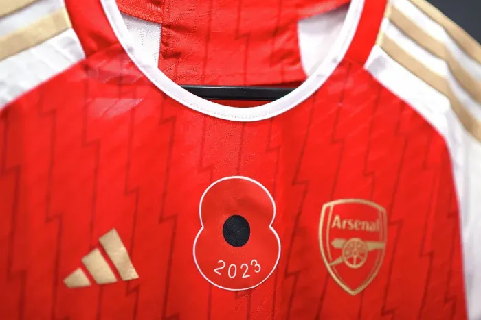 Framed Print : Arsenal vs Manchester City: Remembrance Day Tribute in Barclays Women's Super League (2023-24) Framed Print : Arsenal vs Manchester City: Remembrance Day Tribute in Barclays Women's Super League (2023-24)