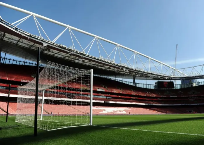 Framed Print : Arsenal vs Manchester City Showdown: Premier League Battle at Emirates Stadium, 2013 / 14