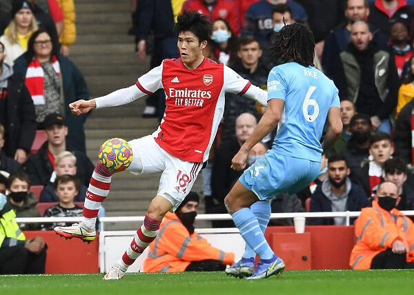 Arsenal vs Manchester City: Tomiyasu in Action at the Emirates, Premier League 2021-22