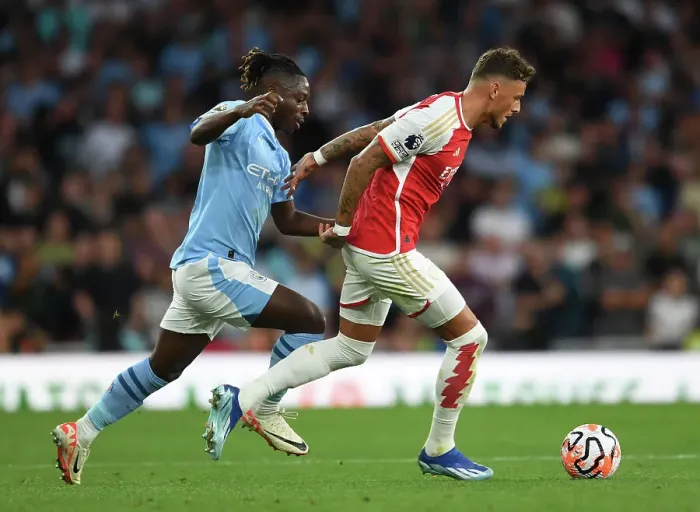 Framed Print : Arsenal vs Manchester City: White vs Doku - Battle for Premier League Supremacy (2023-24)