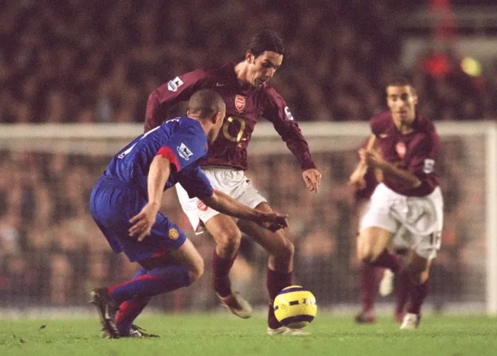 Framed Print : Arsenal vs Manchester United 0-0: Pires vs Silvestre Rivalry at Highbury, 2006 Framed Print : Arsenal vs Manchester United 0-0: Pires vs Silvestre Rivalry at Highbury, 2006