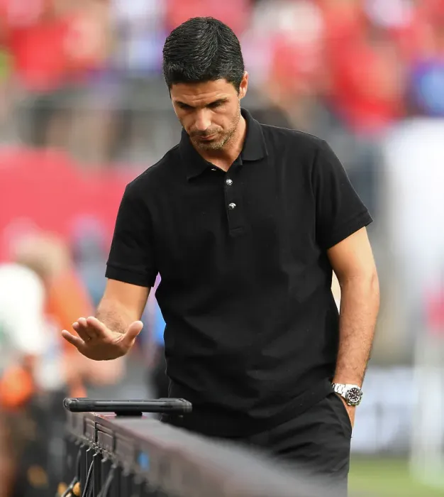 Framed Print : Arsenal vs Manchester United: Arteta's Pre-Season Clash at MetLife Stadium (2023)