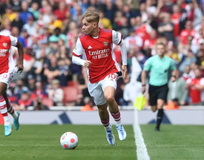Framed Print : Arsenal vs Manchester United: Emile Smith Rowe Shines in Intense Premier League Clash (2021-22)