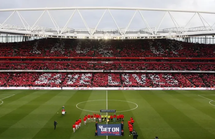 Framed Print : Arsenal vs Manchester United: Nike Lace Up Save Lives Campaign, 31 / 1 / 10. Barclays Premier League. Arsenal 1:3 Manchester United