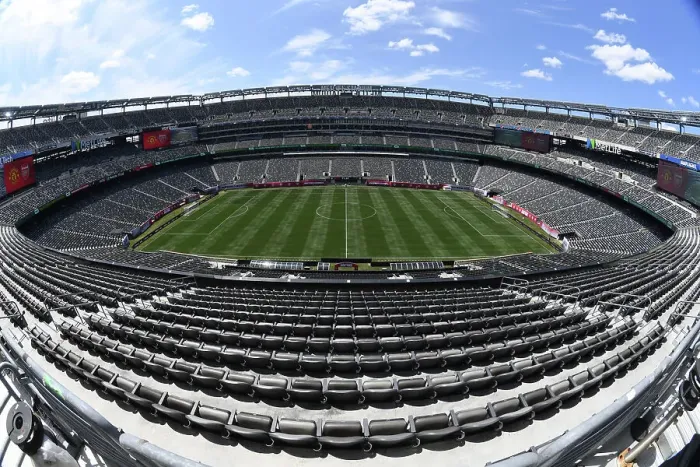 Framed Print : Arsenal vs Manchester United: Pre-Season Clash at MetLife Stadium (2023)