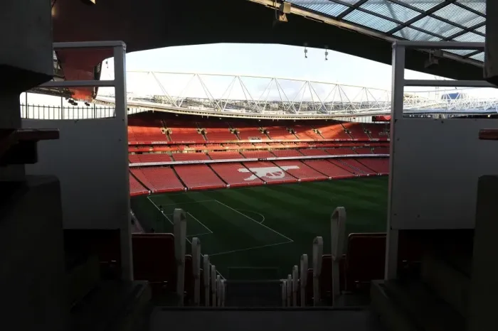 Framed Print : Arsenal vs Manchester United: Premier League Clash at Emirates Stadium (2013-14)