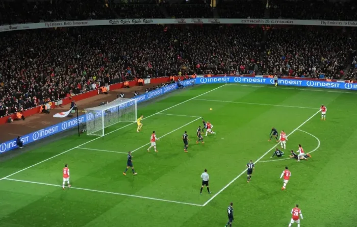 Framed Print : Arsenal vs Manchester United: Premier League Clash at Emirates Stadium