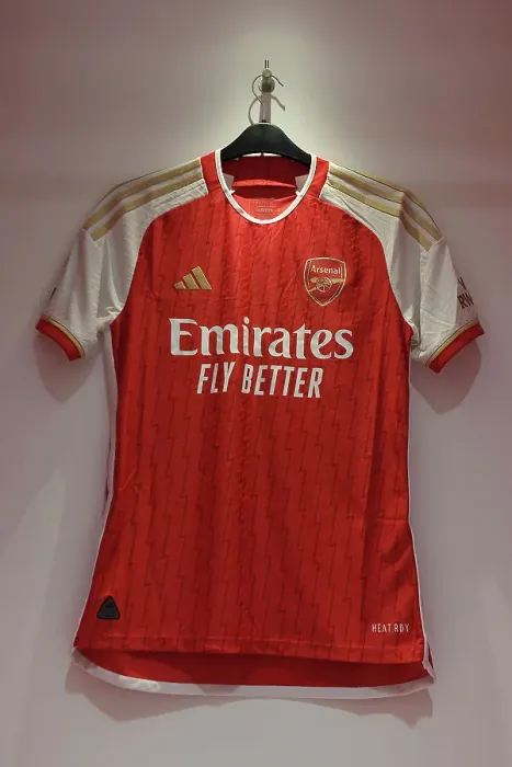 Framed Print : Arsenal vs Manchester United: Premier League Showdown - A Closer Look at Arsenal's 2023-24 Home Jersey Framed Print : Arsenal vs Manchester United: Premier League Showdown - A Closer Look at Arsenal's 2023-24 Home Jersey