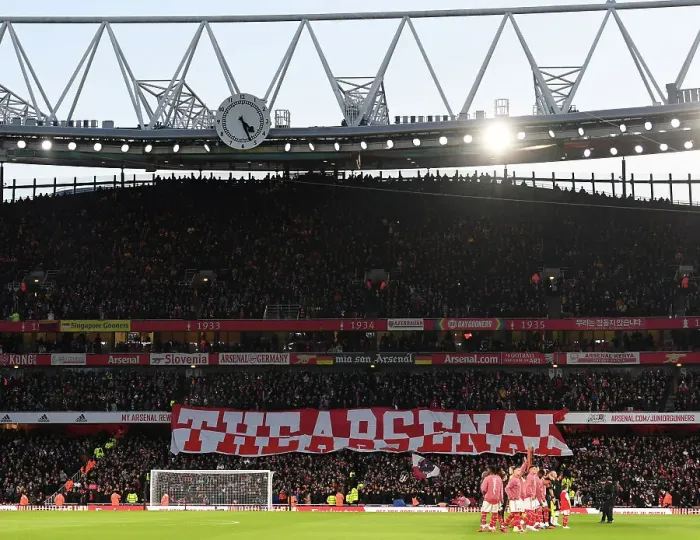 Framed Print : Arsenal vs Manchester United: Premier League Showdown at Emirates Stadium (2022-23)