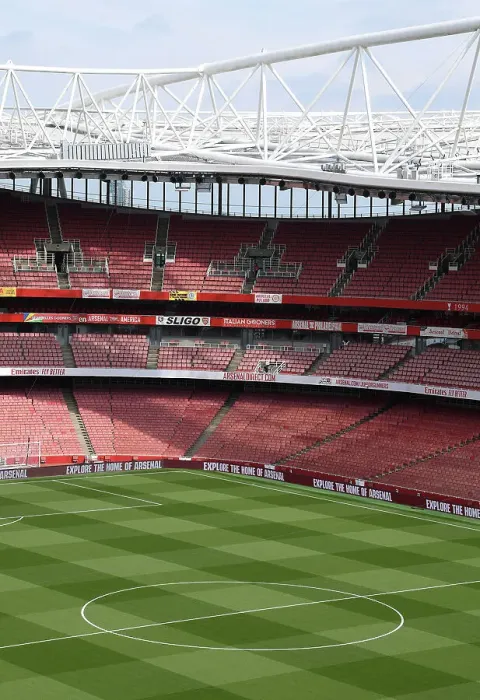 Framed Print : Arsenal vs Manchester United: Premier League Showdown at Emirates Stadium (2023-24)