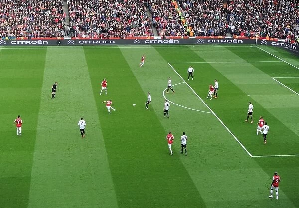 Arsenal vs Manchester United: A Thrilling 1-1 Barclays Premier League Showdown at Emirates Stadium