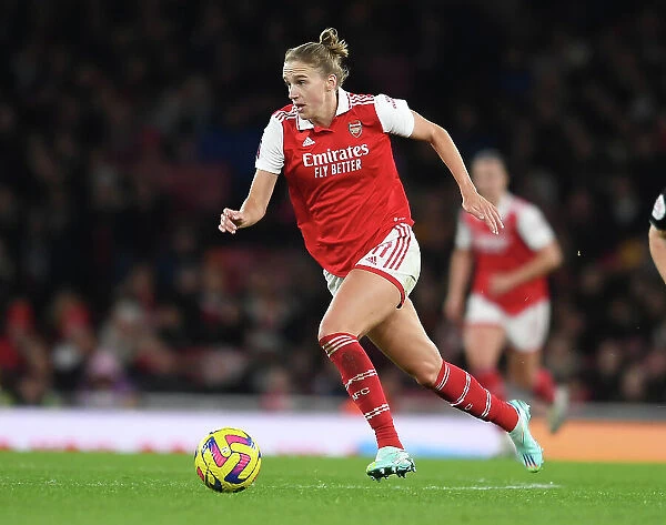 Arsenal vs Manchester United: Vivianne Miedema in Action at the Emirates Stadium - FA Women's Super League 2022-23