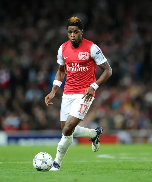 Framed Print : Arsenal vs Marseille: 0-0 Draw in Champions League Group F (Alex Song, November 1, 2011)