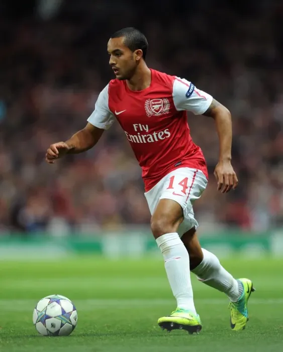 Framed Print : Arsenal vs Marseille: Theo Walcott's Scoreless Battle in the UEFA Champions League, Group F (11 / 1 / 11, Emirages Stadium) Framed Print : Arsenal vs Marseille: Theo Walcott's Scoreless Battle in the UEFA Champions League, Group F (11 / 1 / 11, Emirages Stadium)
