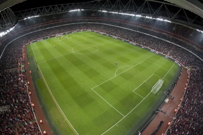 Framed Print : Arsenal vs Middlesbrough: 1-1 Stalemate at Emirates Stadium, Premier League 2007 Framed Print : Arsenal vs Middlesbrough: 1-1 Stalemate at Emirates Stadium, Premier League 2007