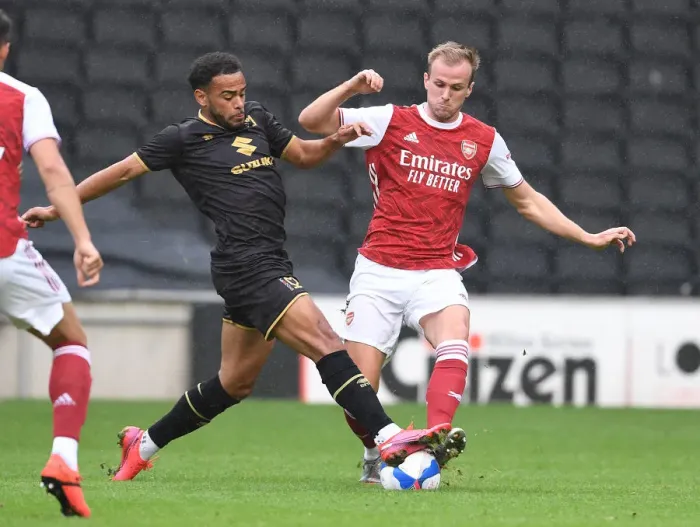 Framed Print : Arsenal vs MK Dons: Pre-Season Clash, 2020-21 Framed Print : Arsenal vs MK Dons: Pre-Season Clash, 2020-21