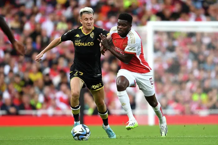 Framed Print : Arsenal vs AS Monaco: Battle for Possession in the Emirates Cup, 2023-24