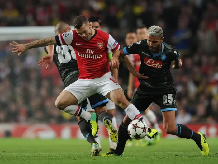 Framed Print : Arsenal vs Napoli: Wilshere Faces Off Against Inler and Behrami Framed Print : Arsenal vs Napoli: Wilshere Faces Off Against Inler and Behrami