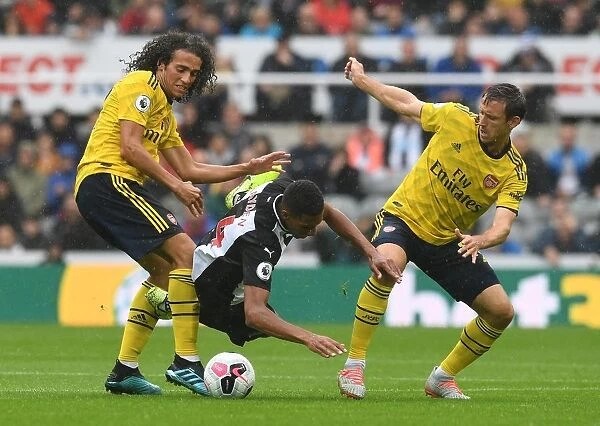 Arsenal vs Newcastle: Intense Battle between Guendouzi, Monreal and Hayden