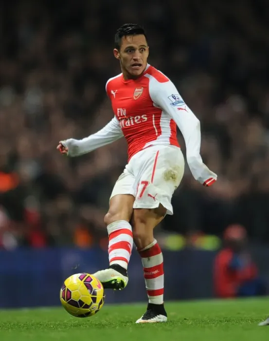 Framed Print : Arsenal vs Newcastle United: Alexis Sanchez in Action, Premier League 2014 / 15 Framed Print : Arsenal vs Newcastle United: Alexis Sanchez in Action, Premier League 2014 / 15
