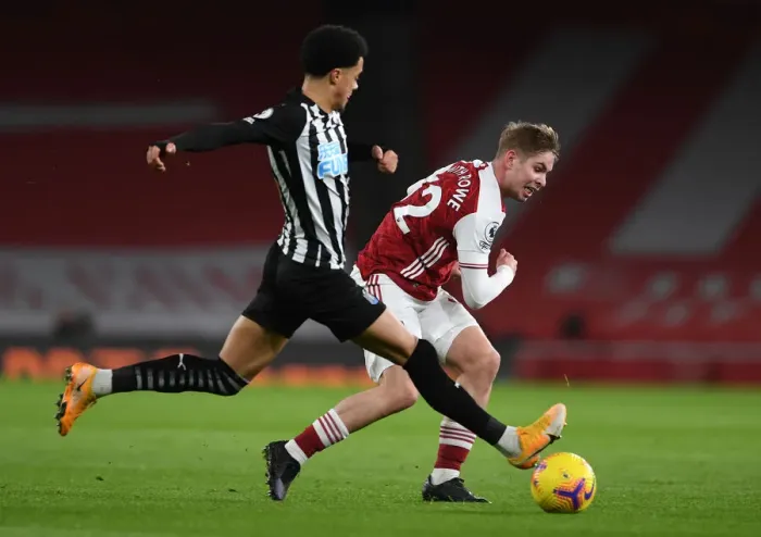 Framed Print : Arsenal vs Newcastle United: Emile Smith Rowe Faces Pressure in Empty Emirates Stadium, Premier League 2021