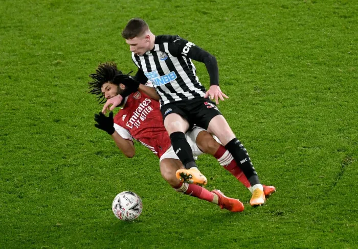 Framed Print : Arsenal vs Newcastle United: FA Cup Clash - Elneny Challenges Anderson Framed Print : Arsenal vs Newcastle United: FA Cup Clash - Elneny Challenges Anderson