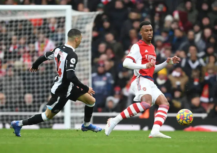 Framed Print : Arsenal vs Newcastle United: Gabriel vs Almiron - Premier League Clash at Emirates Stadium