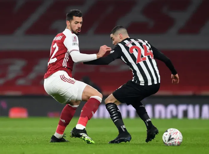 Framed Print : Arsenal vs Newcastle United: Pablo Mari Faces Off Against Miguel Almiron in FA Cup Clash Framed Print : Arsenal vs Newcastle United: Pablo Mari Faces Off Against Miguel Almiron in FA Cup Clash