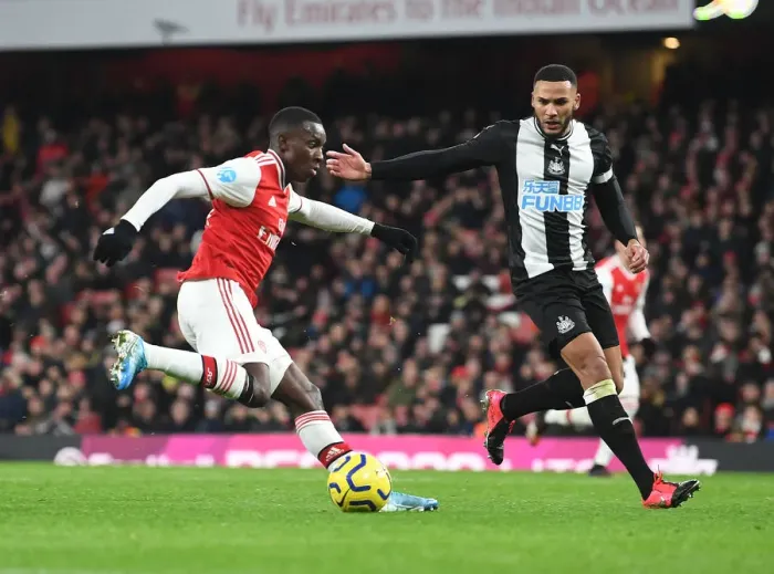 Framed Print : Arsenal vs Newcastle United: Premier League Showdown at Emirates Stadium