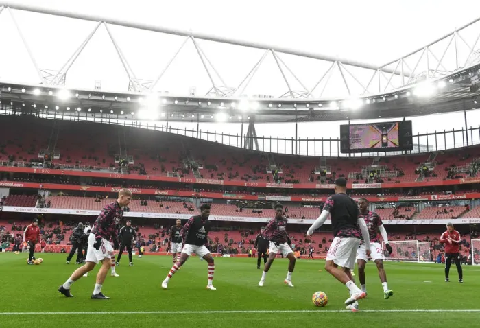 Framed Print : Arsenal vs Newcastle United: Premier League Showdown at Emirates Stadium