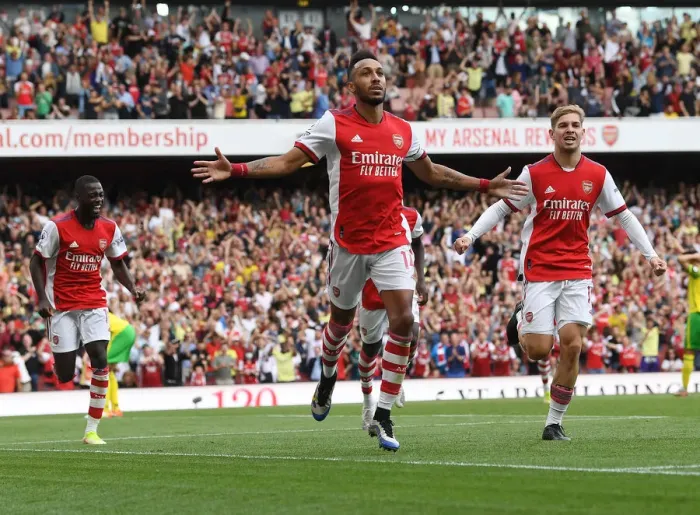 Framed Print : Arsenal vs Norwich City: Premier League Showdown at Emirates Stadium (2021-22)