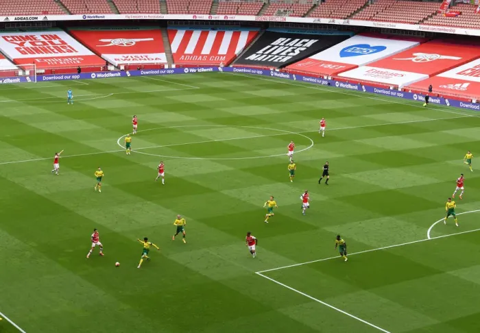 Framed Print : Arsenal vs Norwich: Premier League Clash at Emirates Stadium