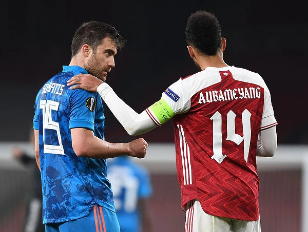 Arsenal vs Olympiacos: Aubameyang and Sokratis Face Off in Empty Emirates Stadium - UEFA Europa League 2020-21