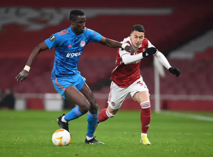 Framed Print : Arsenal vs. Olympiacos: Martinelli Fouls Marred Europa League Clash Amid Empty Emirates Stadium