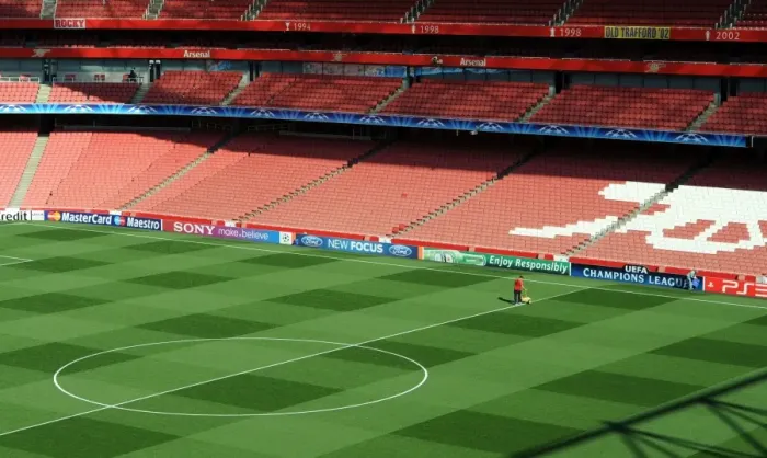 Framed Print : Arsenal vs Olympiacos: Paul Ashcroft Readies Emirates Stadium Pitch for UCL Showdown (2-1) Framed Print : Arsenal vs Olympiacos: Paul Ashcroft Readies Emirates Stadium Pitch for UCL Showdown (2-1)