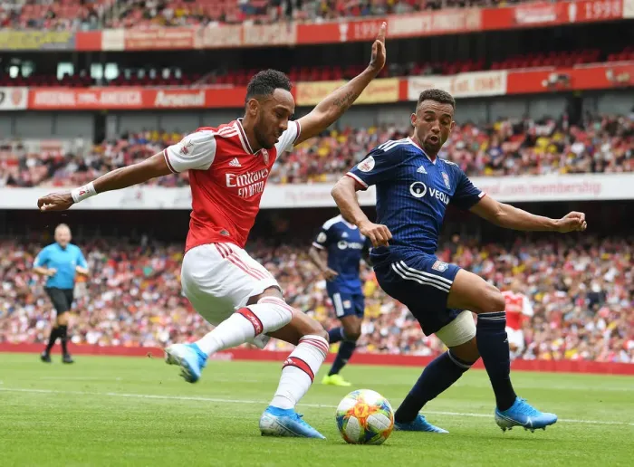 Framed Print : Arsenal vs. Olympique Lyonnais: Aubameyang Faces Marcal in Emirates Cup Clash (2019)
