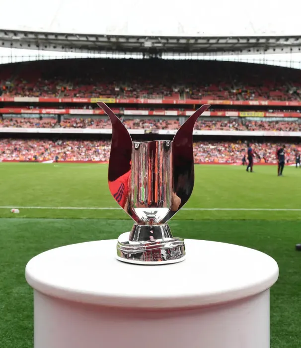 Framed Print : Arsenal vs. Olympique Lyonnais: Pre-Match Atmosphere at Emirates Cup 2019, London