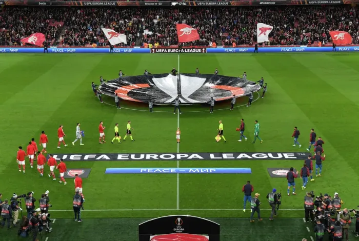 Framed Print : Arsenal vs PSV Eindhoven: Europa League Showdown at Emirates Stadium